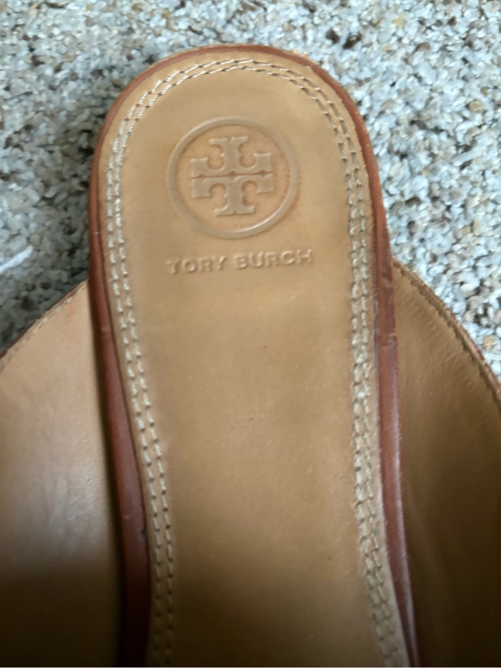 Tory Burch Tan Leather Backless Loafers with Gold Accent - Picture 3 of 7